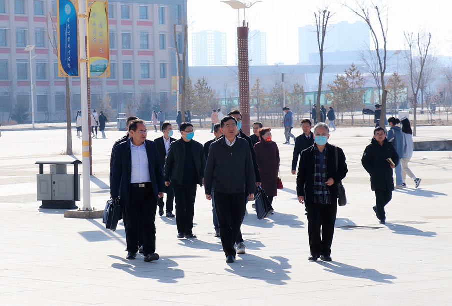 微信图片_20211204160116_副本.jpg